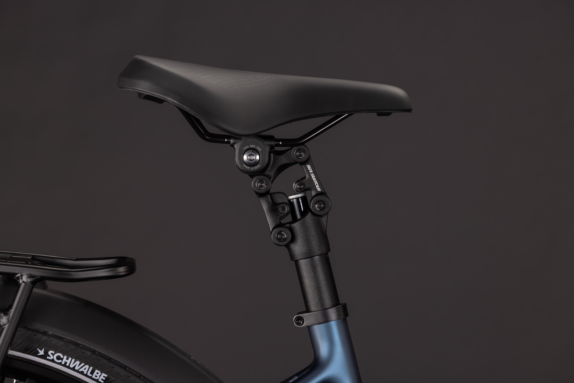 Supreme Hybrid Deluxe ONE 600 azul marino-negro-negro, de fácil acceso
