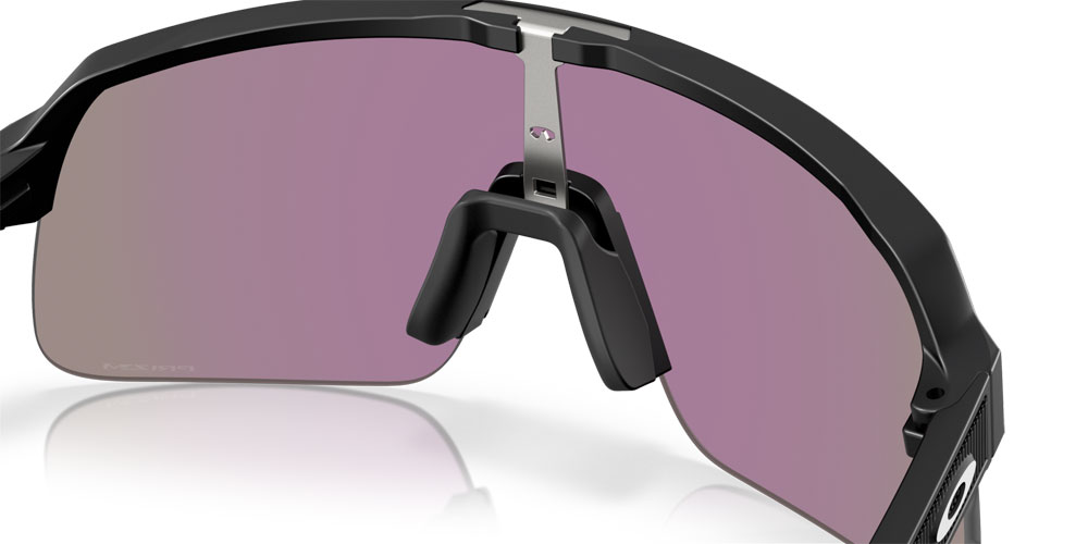 Oakley_0OO9496__949604_ (4).jpg