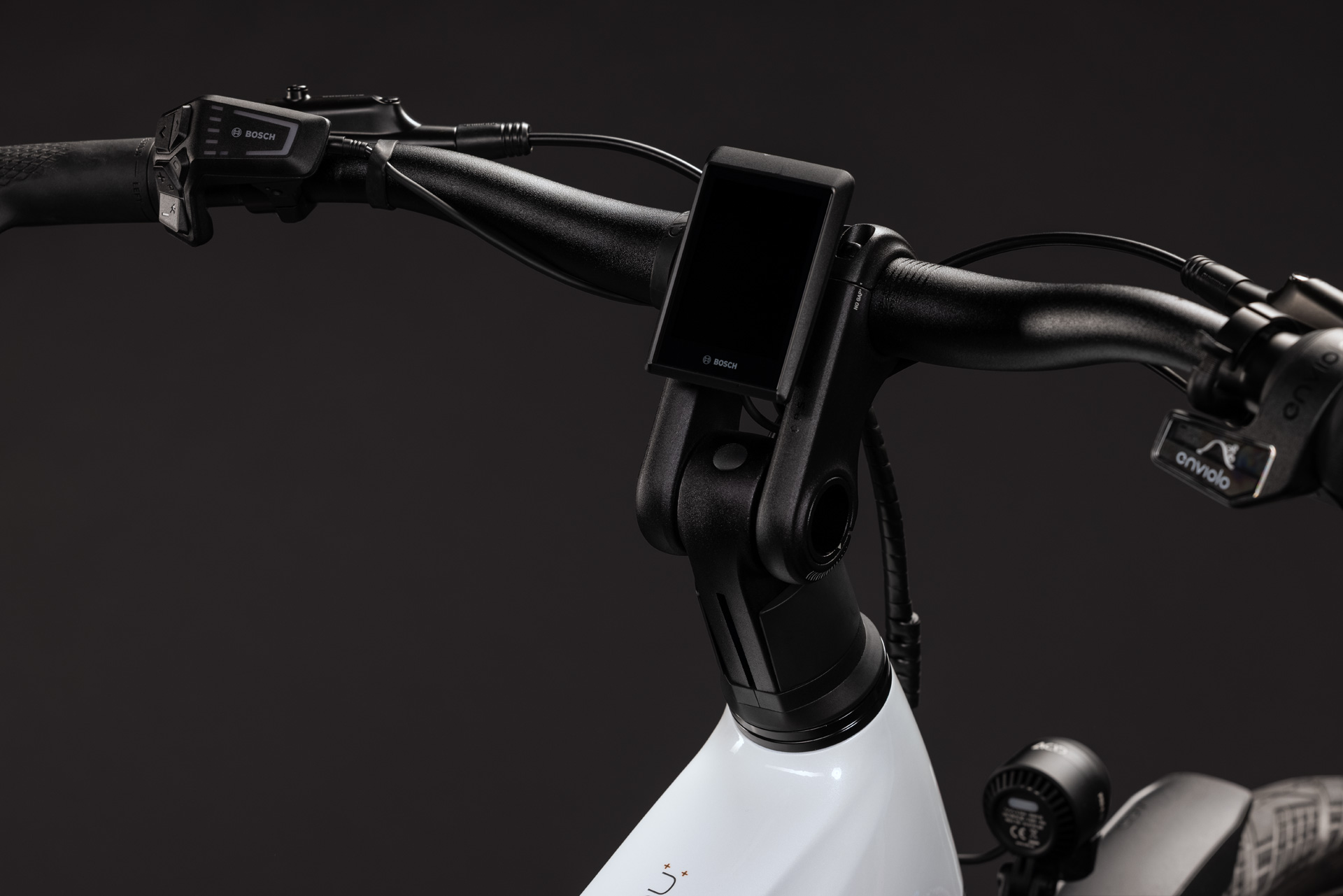 Kathmandu Hybrid Deluxe Pro 800 metallicwhite´n´chrome