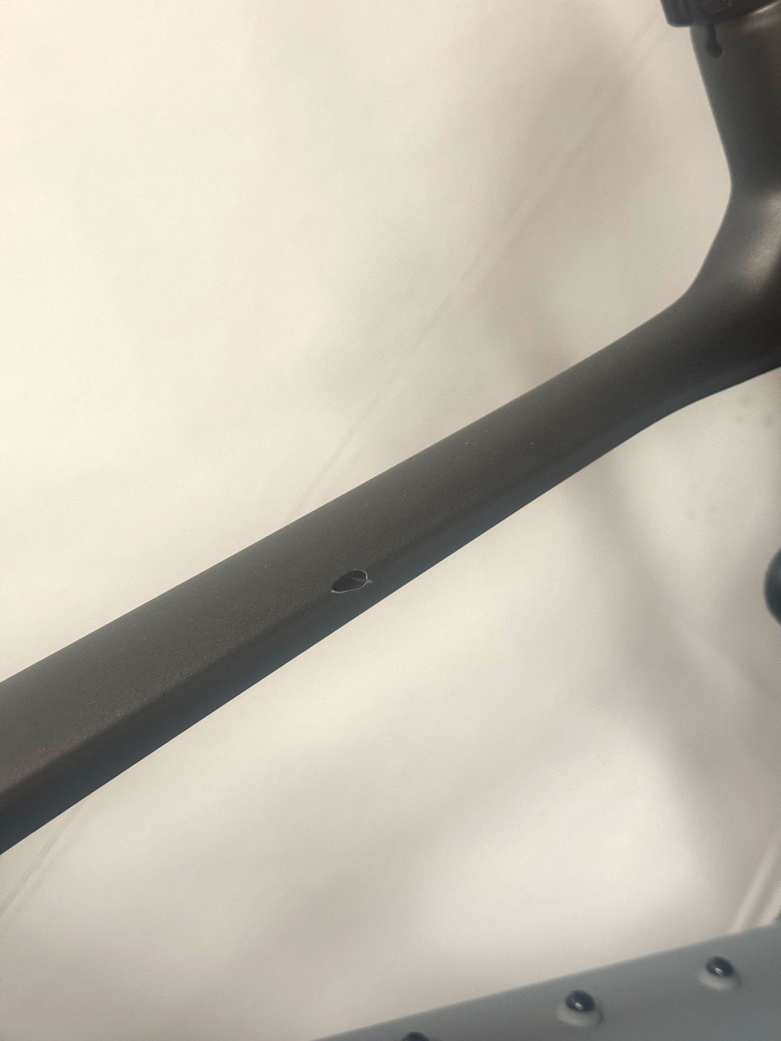 Lumen eRIDE 910 Shark Grey  (nowy produkt z wadą lakierniczą)