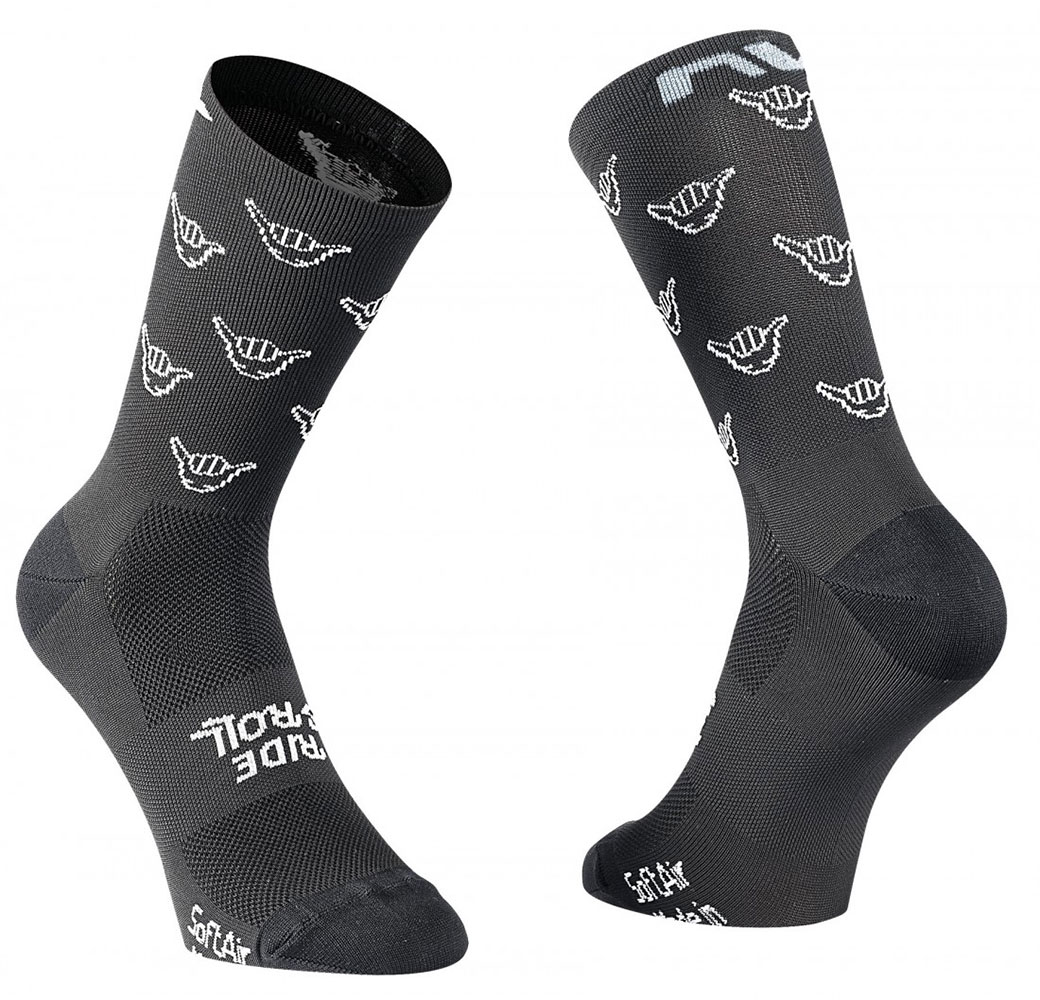 Northwave_C89252111 _Ride_Roll_Thermosocken.jpg