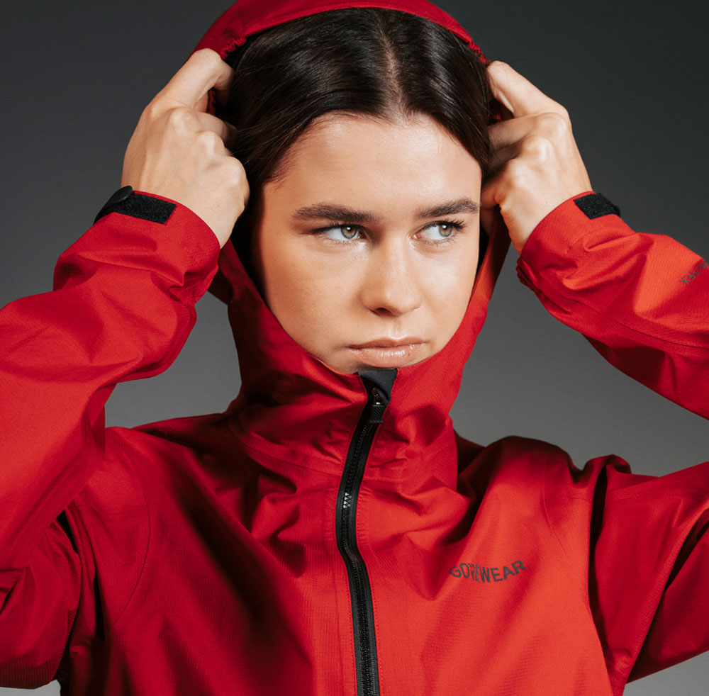 Gore_101104_Lupra_GORE_TEX_Damen_MTB_Regenjacke (6).jpg