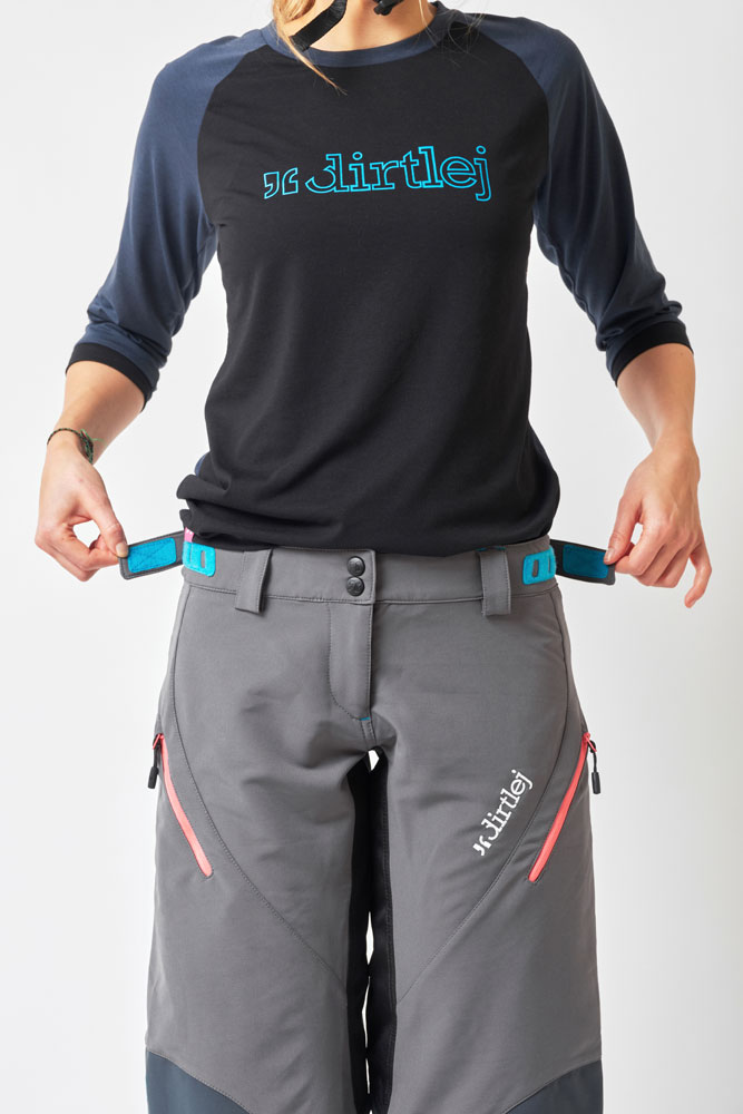 Dirtlej_Trailscout_Half&Half_Damen_MTB_Shorts_20220006_7.jpg