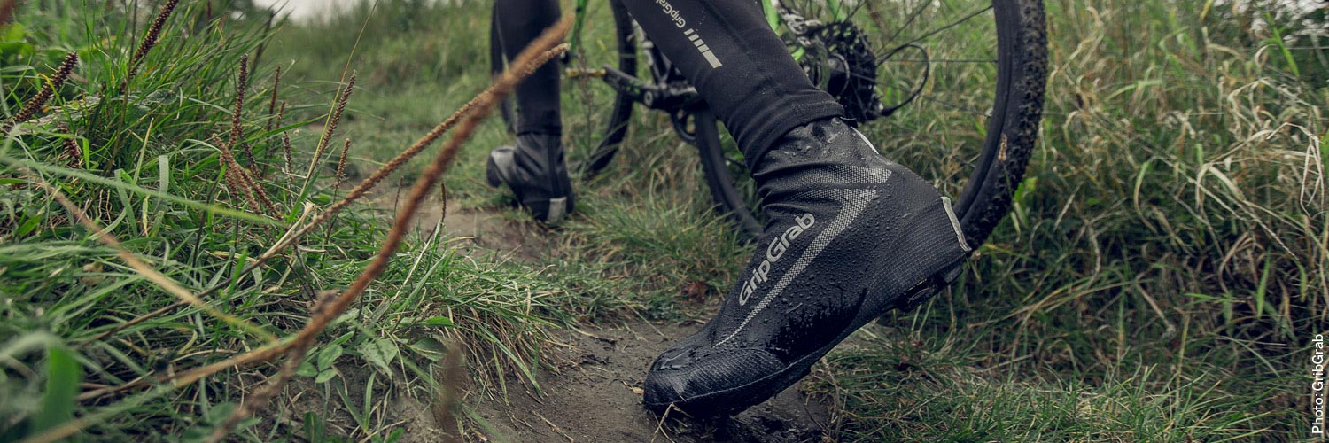 bekleidung_herren_regenbekleidung_ueberschuhe.jpg