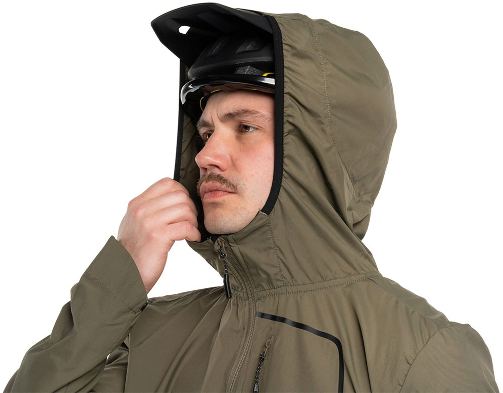CUBE_12666_Gravel_Windjacke (5).jpg