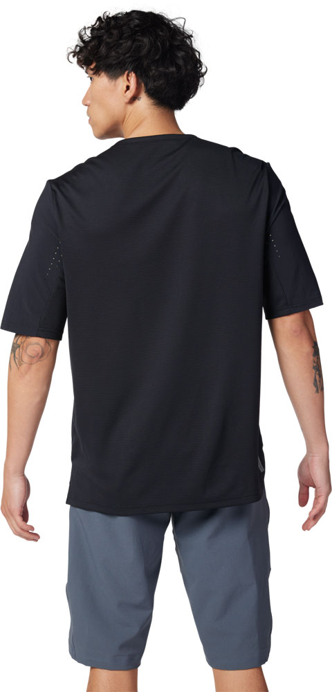 Fox_Defend_32363_001_MTBTrikot_ (4).jpg