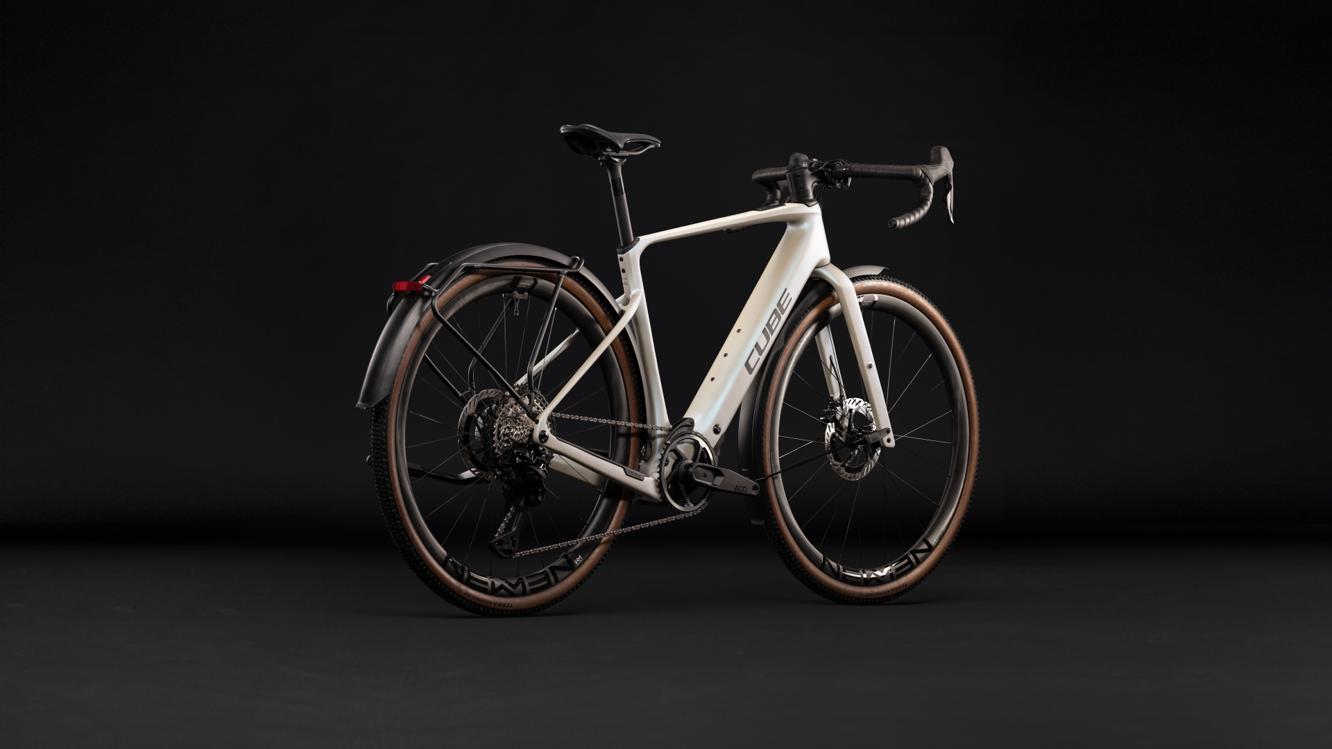 Nuroad Hybrid C:62 SLX 400X FE glintsand´n´black