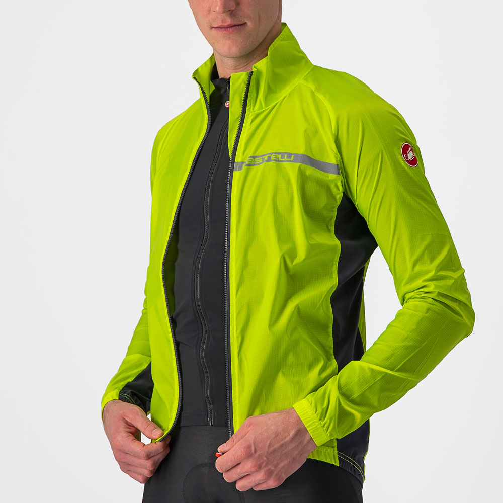 Castelli_Squadra-Stretch-Windjacke_4521511-383_ (4).jpg