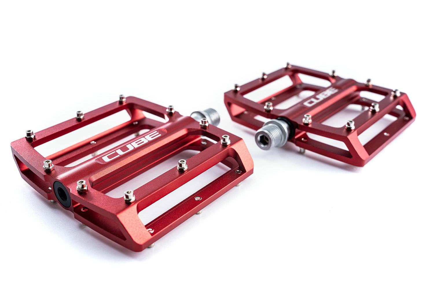 Cube-All-Mountain-Plattformpedale-red-#14163_b.jpg