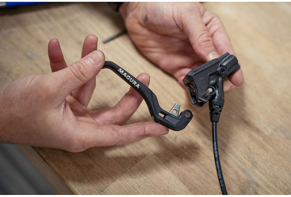 Magura-HC-W-1-Finger-Bremshebel-2702071-(2).jpg