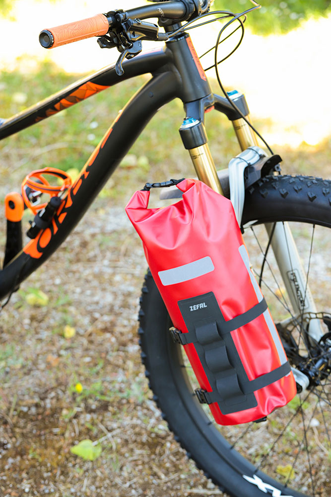 Zefal-Z-Adventure-Fork-Pack-7051-(3).jpg