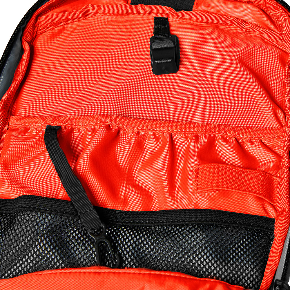 FOX_Head_Utility_6L_Hydration_Pack_Fahrradrucksack_28406-031-6L_(2).jpg
