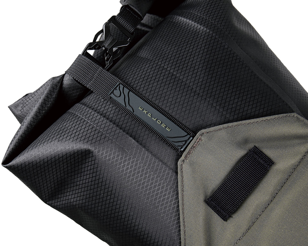 Topeak TBP-BLX2G 20110621 BackLoader X Satteltasche 3.jpg