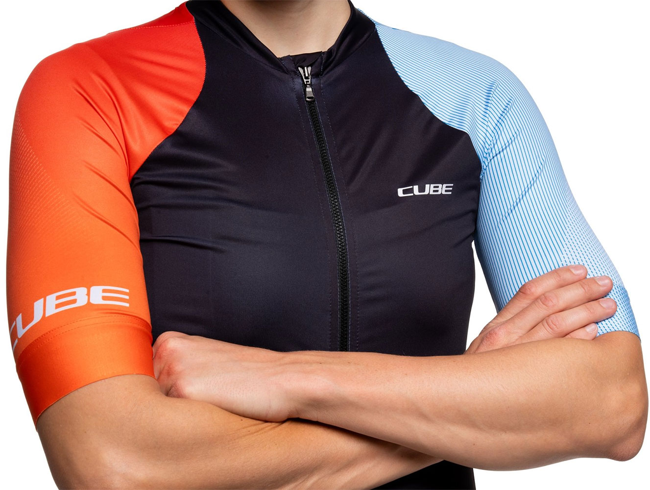 CUBE_12341_RoadXC X_Factory_Racing_Damen_Trikot (2).jpg