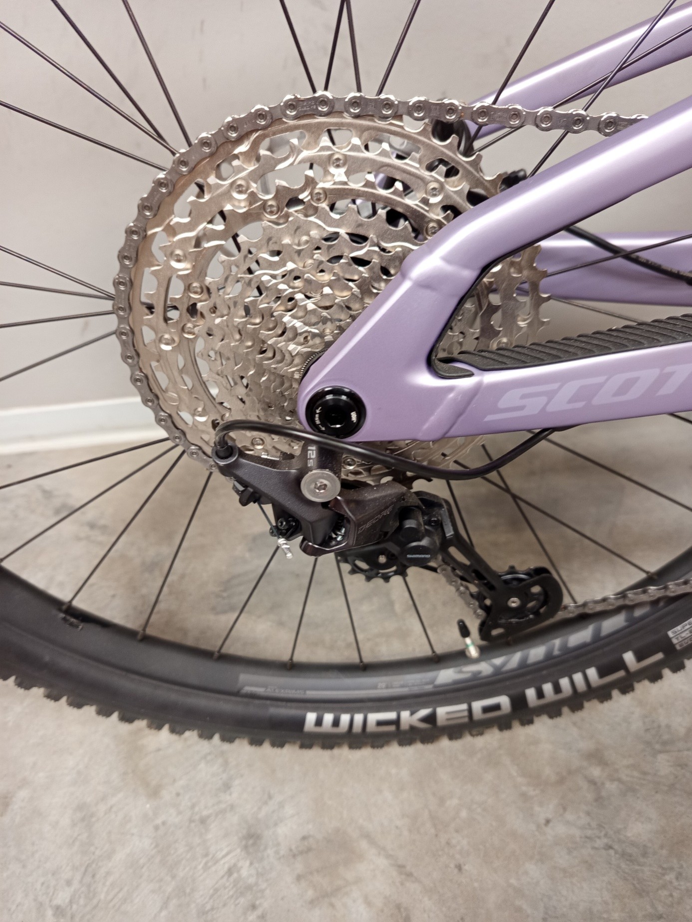 Lumen eMTB 920 w kolorze fioletowo-liliowym (towar z retur)