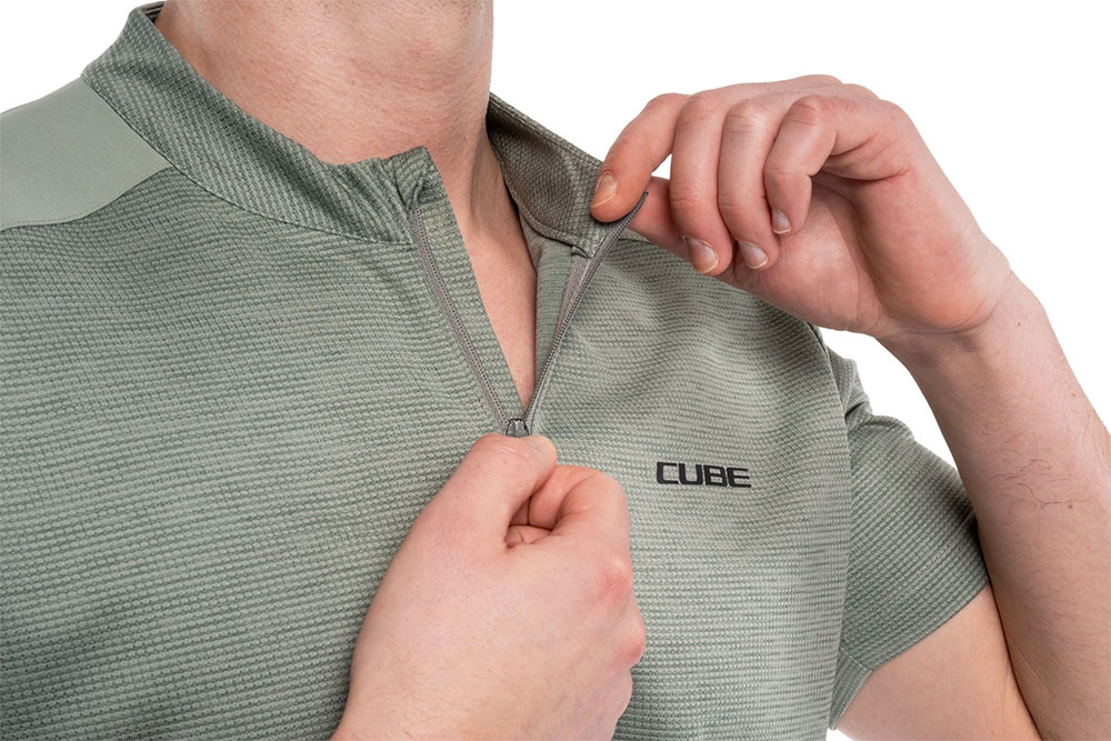 CUBE_11983_CMPT_Half_Zip_Trikot (1).jpg