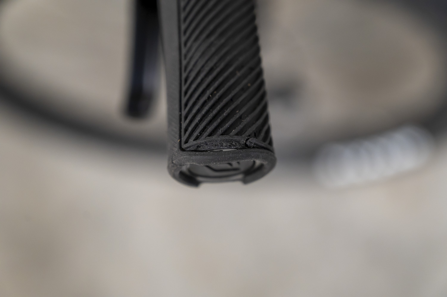 Patron 930 Black (New item with a paint fault)