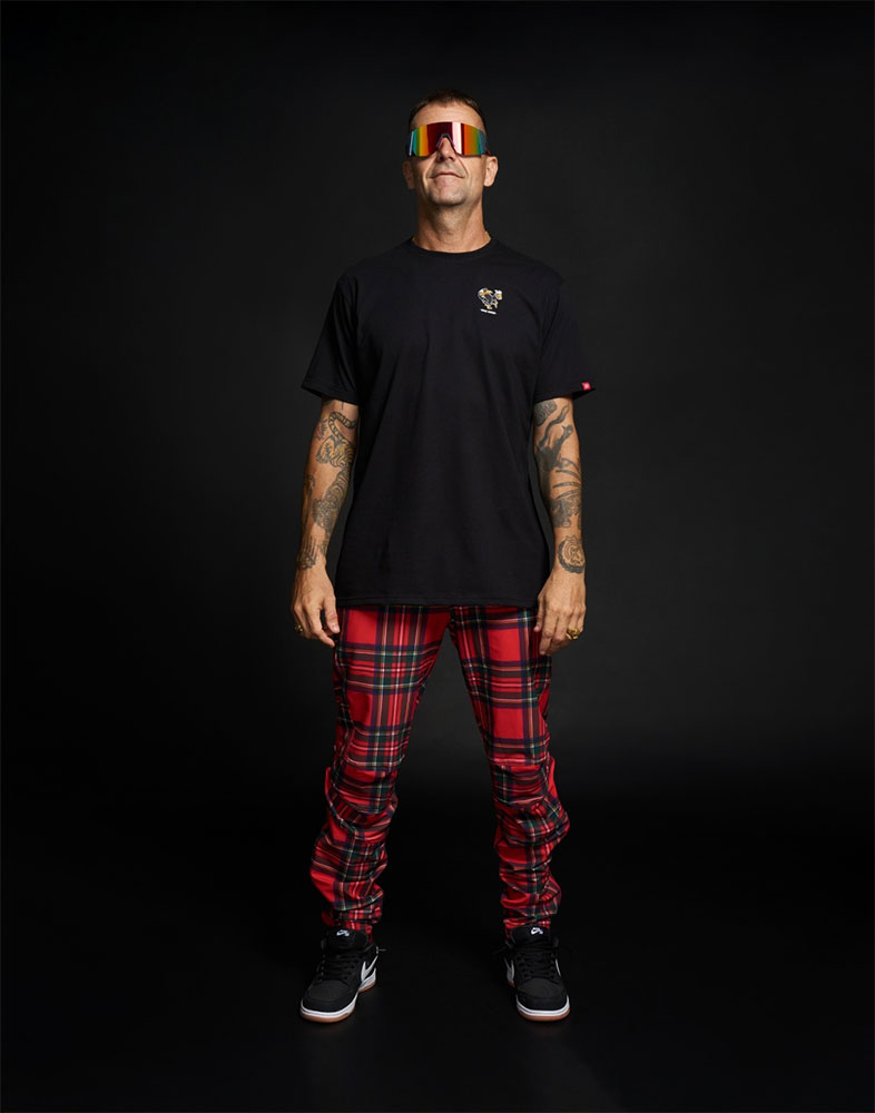 LooseRiders_LR-LMTS-2528_Drinky_Crow_Tech_Tee (6).jpg