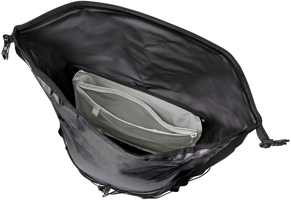 Vaude-Aqua-Back-Light-12952_051-(3).jpg