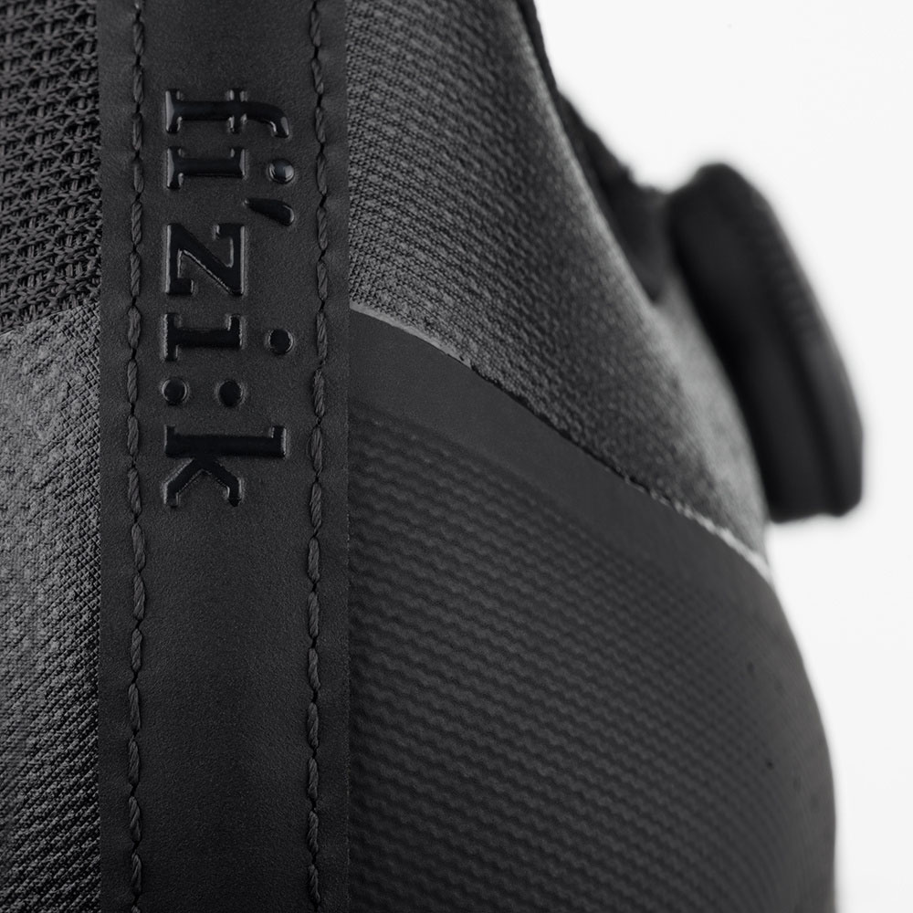 Fizik Tempo R4 Overcure - Rennradschuhe TPR4OCMI1-1010 (4).jpg