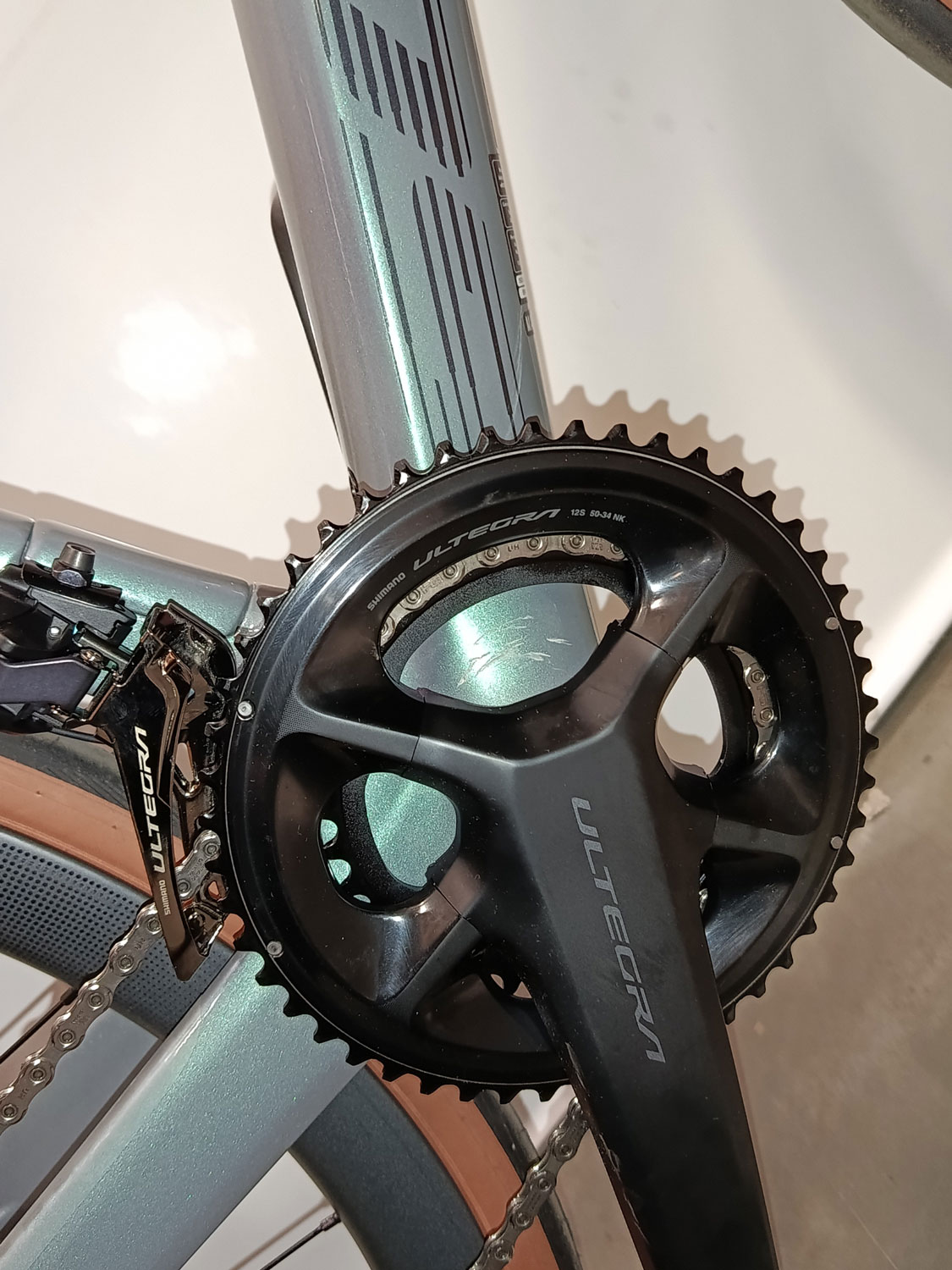 Addict RC eRIDE 10 Grey Green (Brand new with a paint fault) 