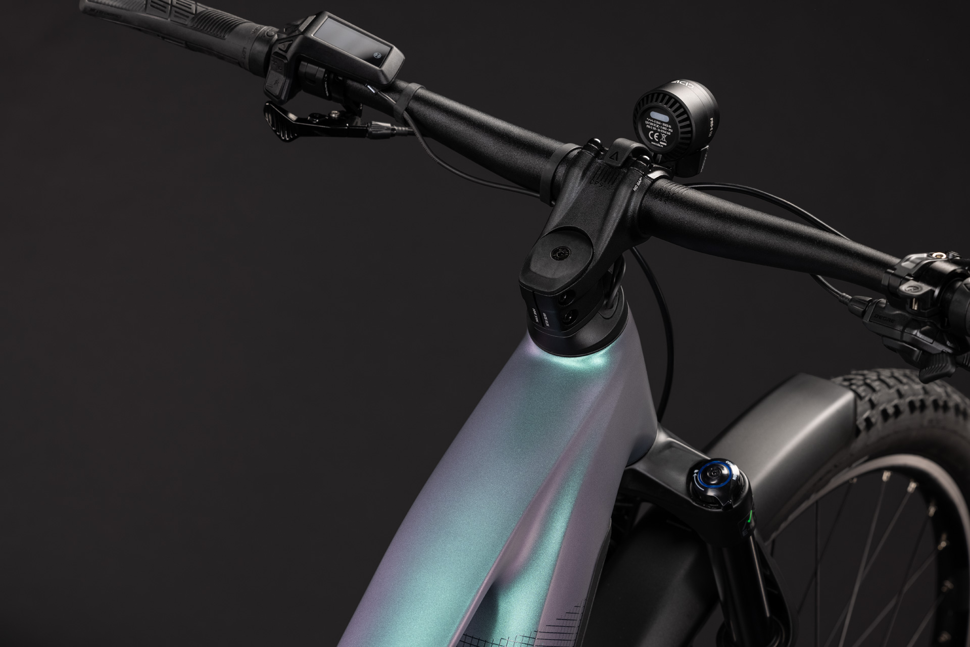 Reaction Hybrid Pro 800 FE polarlight´n´black