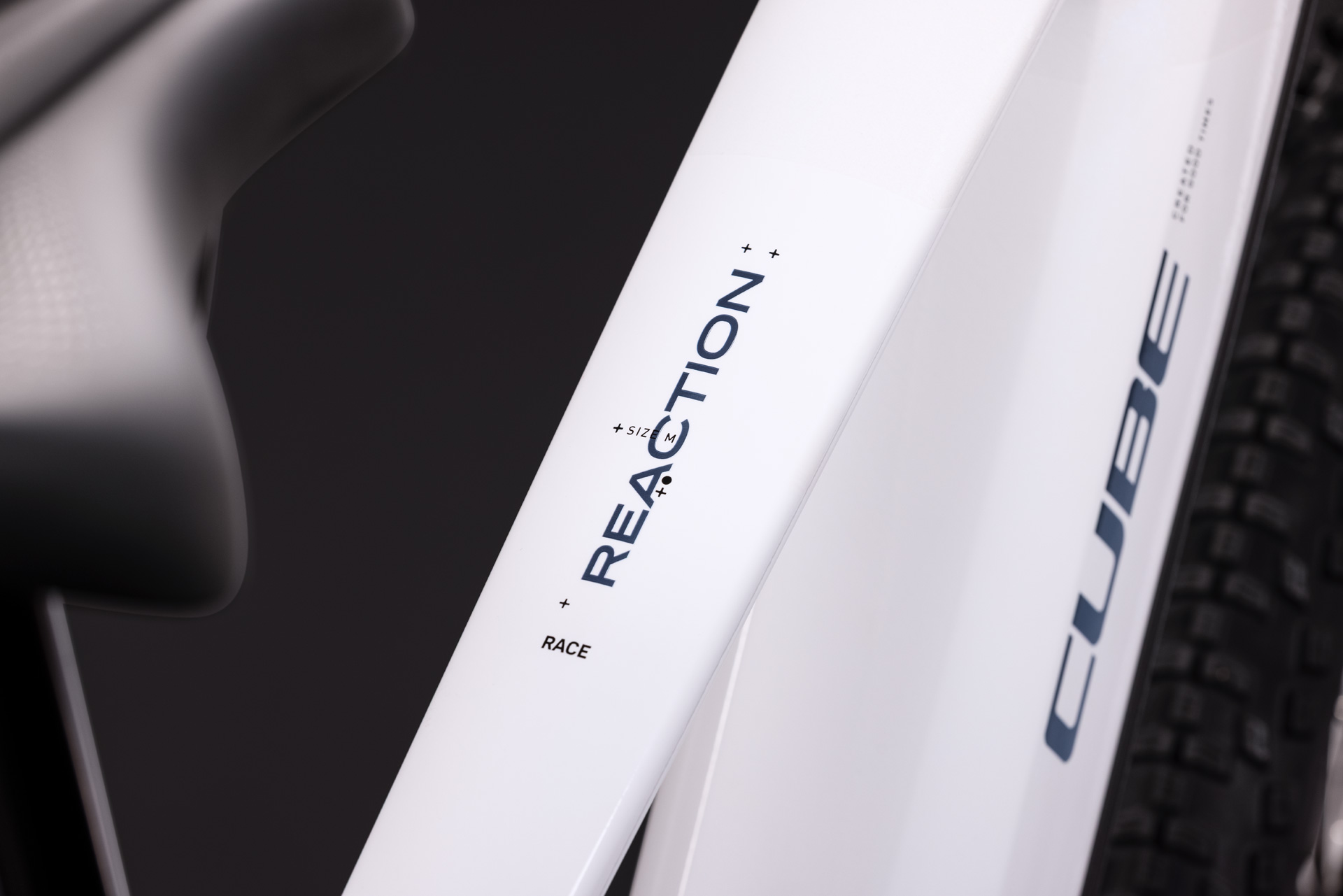 Reaction Hybrid Race 800 snow´n´black
