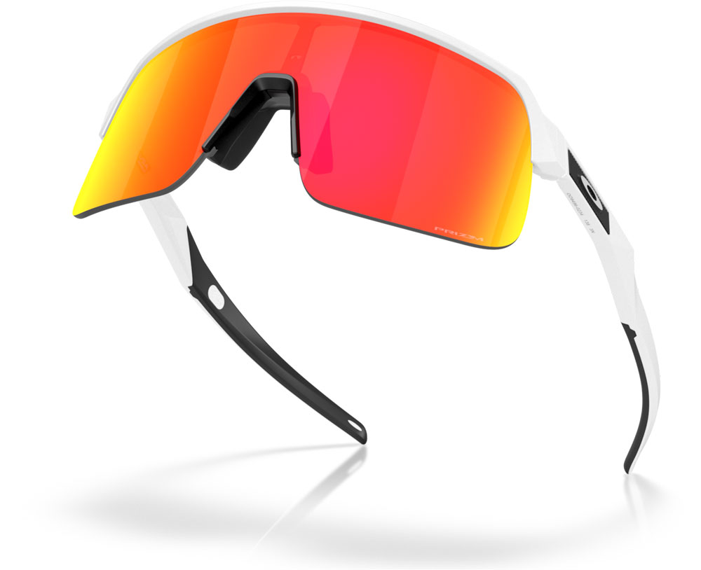 Oakley_0OO9496__949602_ (2).jpg