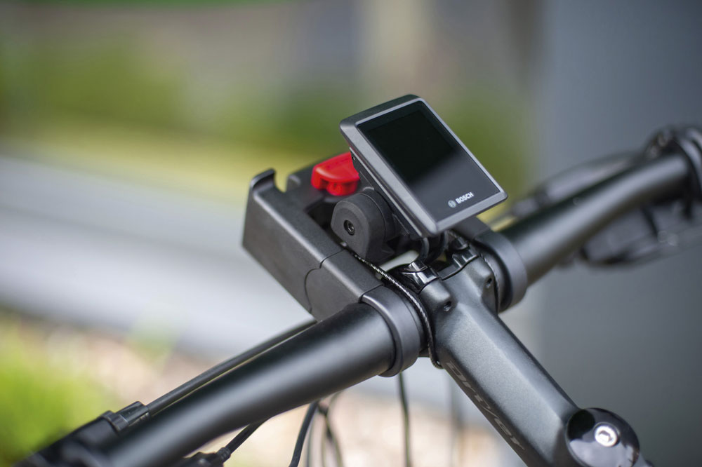 Rixen-&-Kaul-KLICKfix-Display-Mount-Kiox-4030572107599_c.jpg