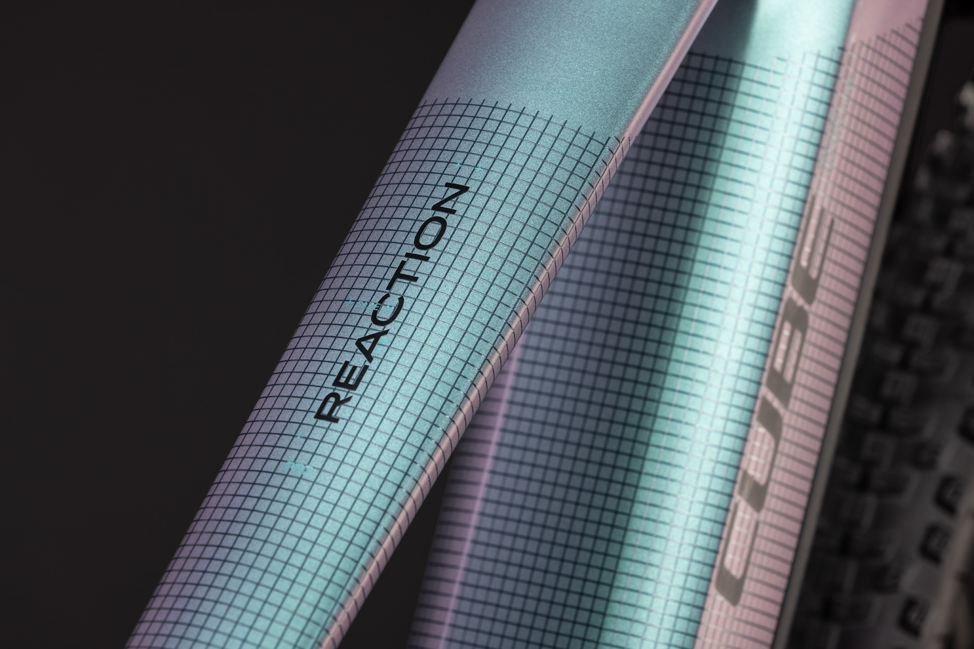 Reaction Hybrid Pro 800 polarlight´n´black