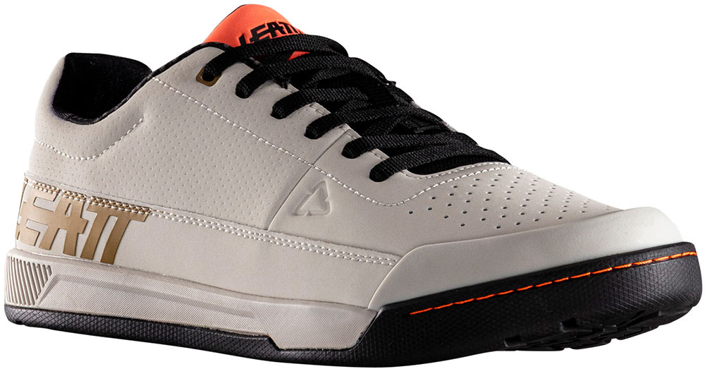 Leatt_2,0Flat_CreamWhite (2).jpg