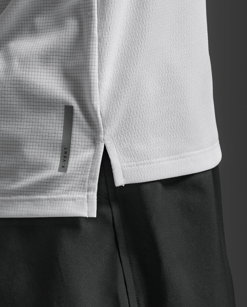 2XU_2X-WR7418A-WHTSRF_Aero_Mesh_Damen_Funktionsshirt_ärmellos (9).jpg