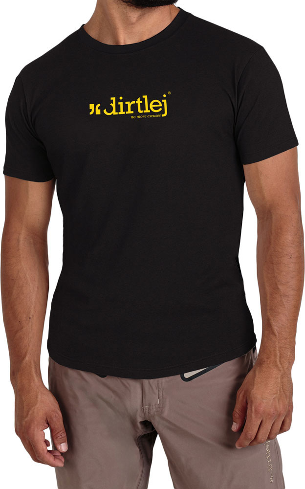 dirtlej-20250083-20250087-t-shirt-basic-men-black-studio.jpg