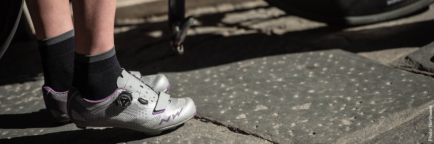 bekleidung_damen_schuhe_rennrad.jpg