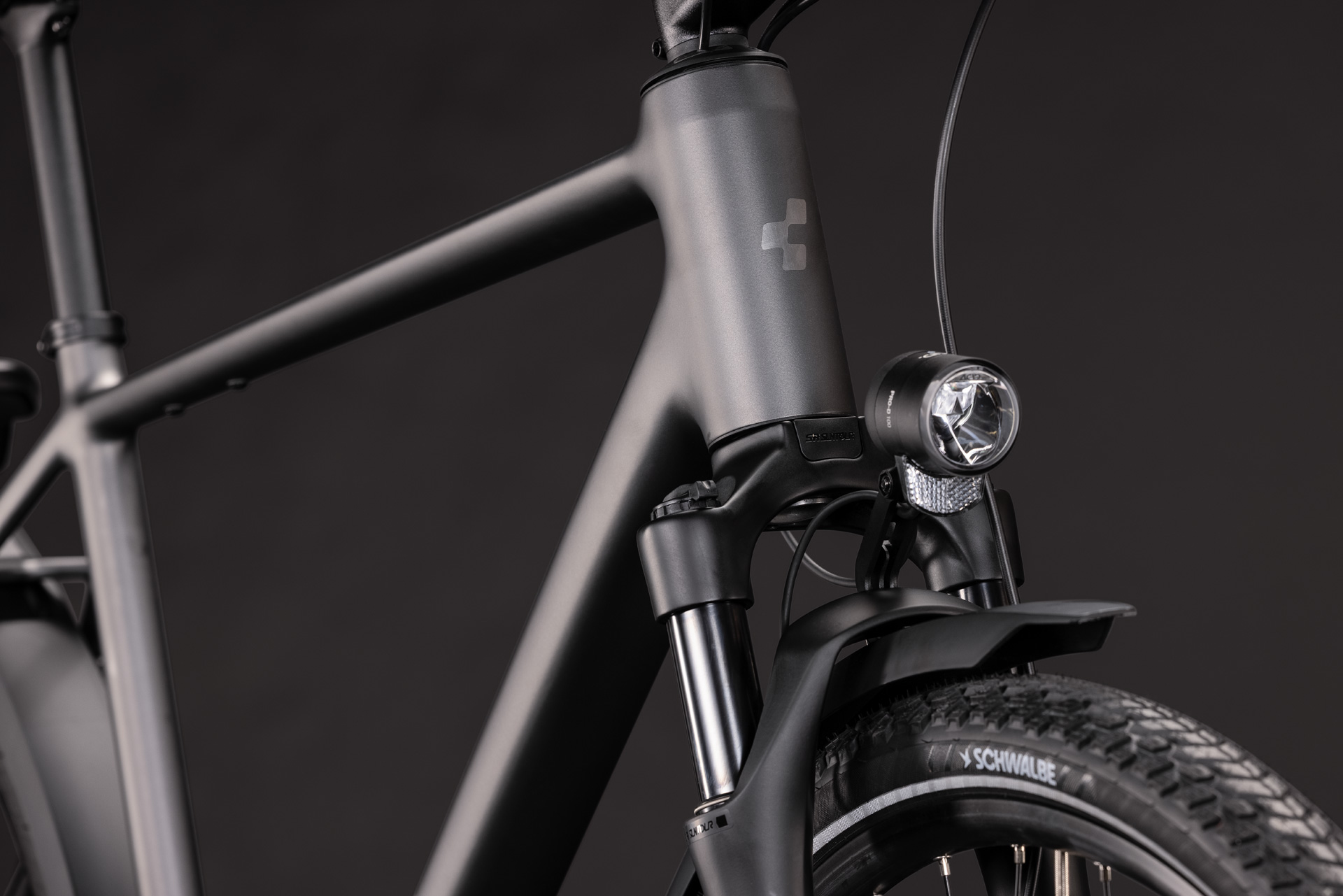 Kathmandu Pro slabgrey´n´chrome