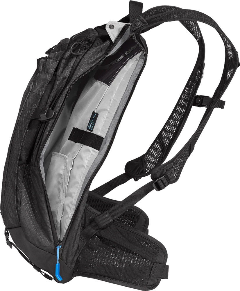 2401003000X-M.U.L.E.-Pro-14---Protektor-Trinkrucksack(6).jpg