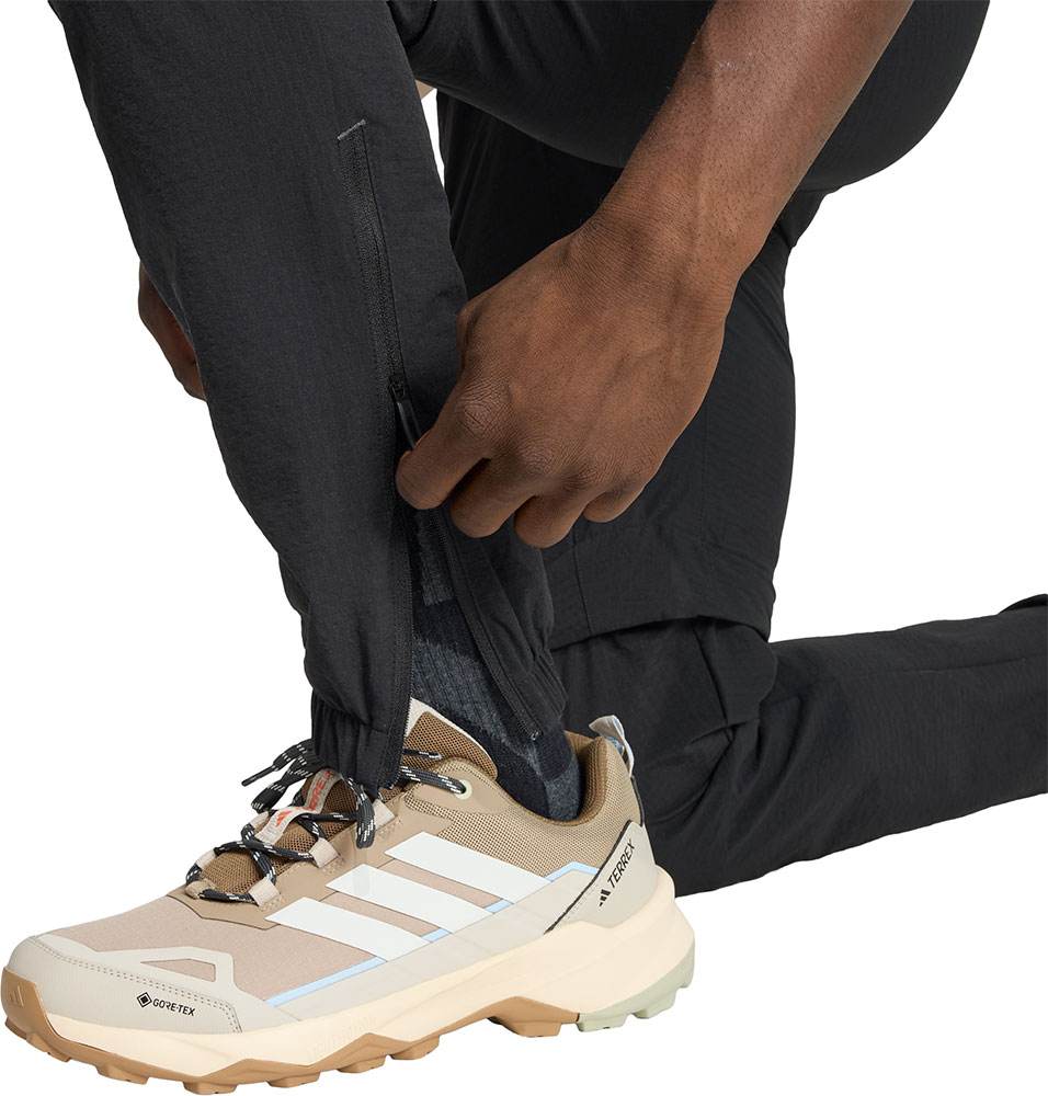 Adidas_Xperior_Black (2).jpg