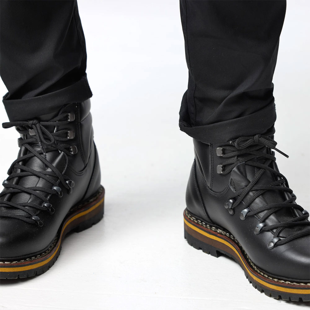 Fjällräven_stina-trousers_84775- (8).jpg