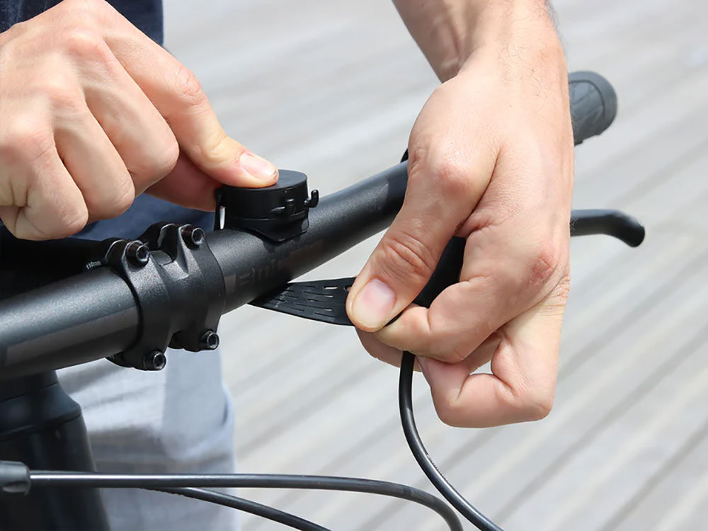 Shapeheart-Smartphone-Halterung-(5).jpg
