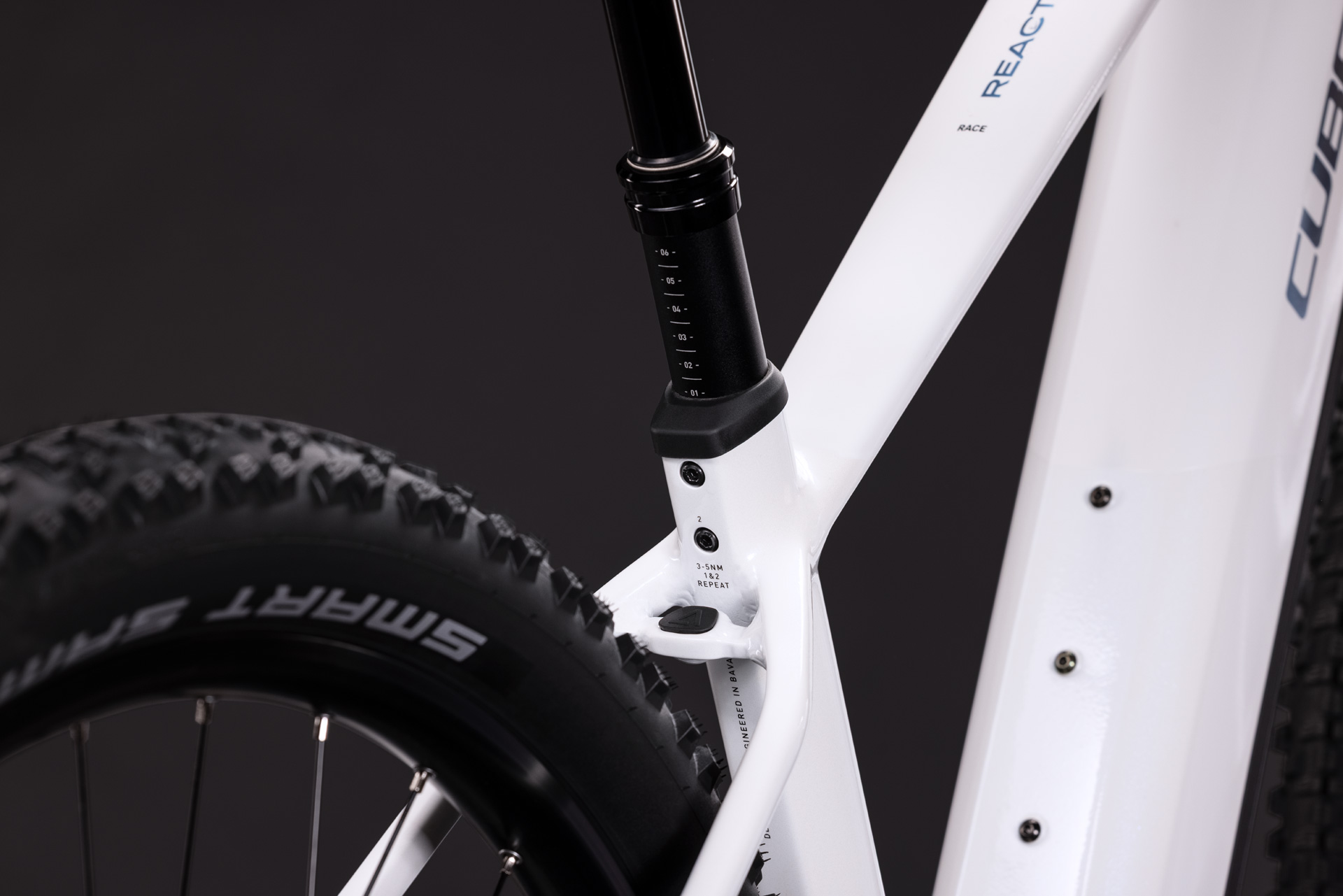 Reaction Hybrid Race 800 snow´n´black
