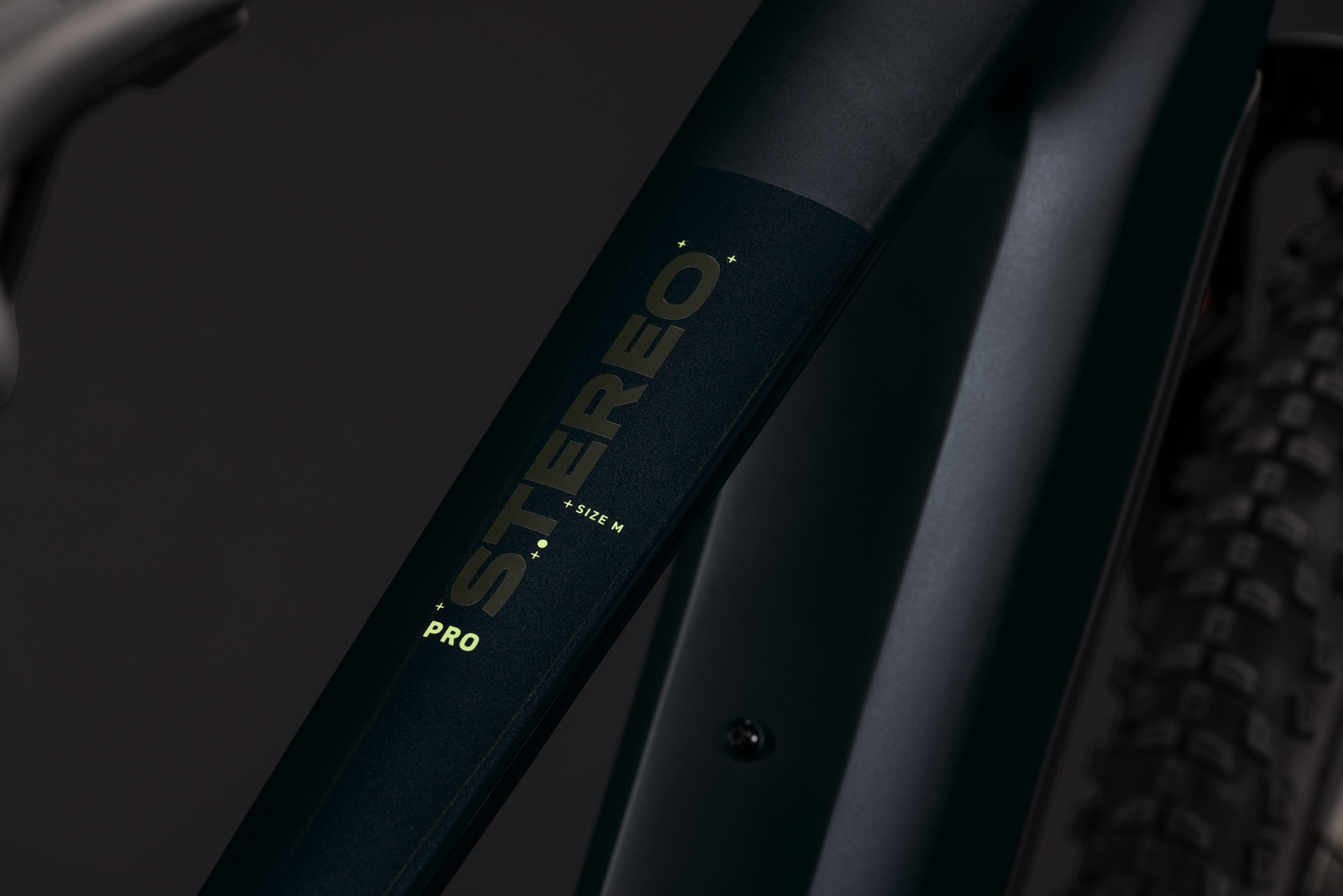 Stereo Hybrid ONE44 Pro 800 coal´n´black