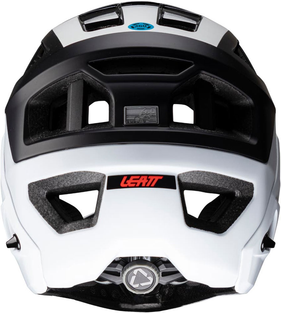 leatt_4_enduro_1024880280_MTBHelm_ (7).jpg
