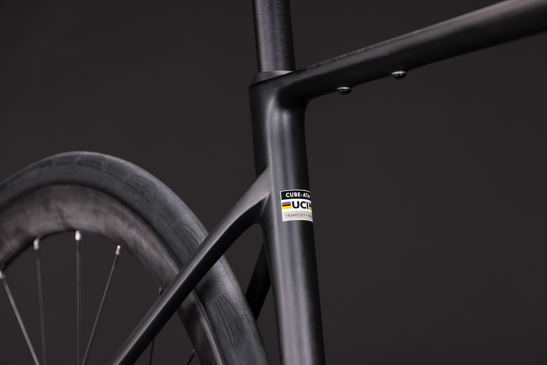 Attain C:62 Race carbon´n´coalchrome