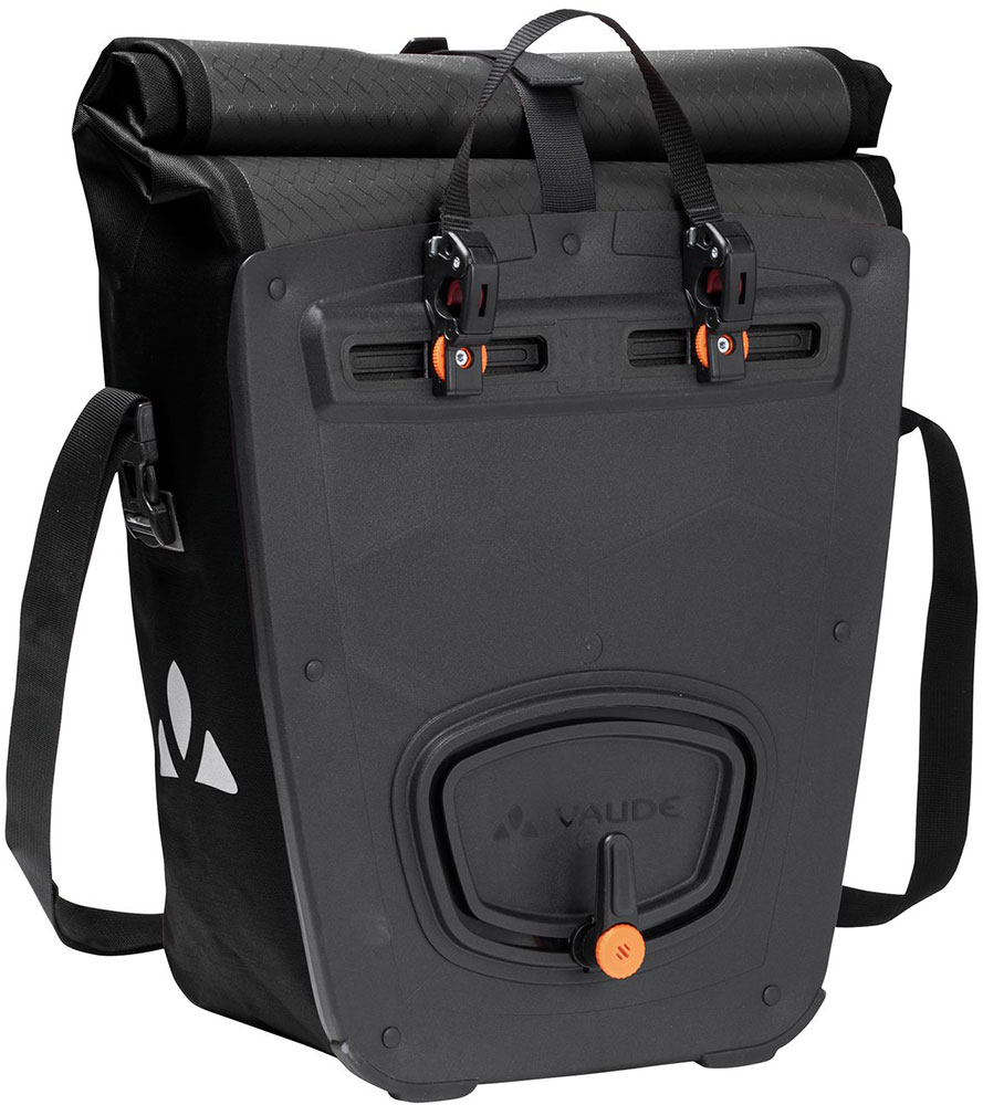 Vaude-Aqua-Back-(rec)-45847_010-(2).jpg