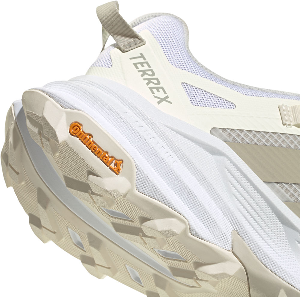 Adidas_Terrex_Free_Hiker_SLGTX_Ftwwht_Wonalu_Owhite (4).jpg