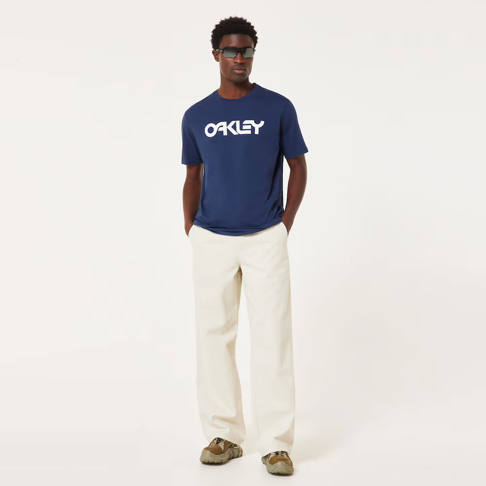 Oakley_FOA404011 _Mark_II_2_0_T_Shirt (3).jpg